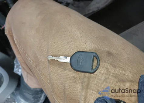 2005 Ford F-150 Fx4/Lariat/Xl/Xlt из США, поврежденный, VIN 1FTPX14505NC08539